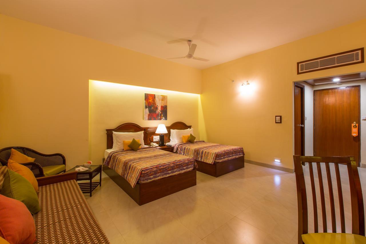 Viva Hotel Near Madgaon Railway Station Ngoại thất bức ảnh