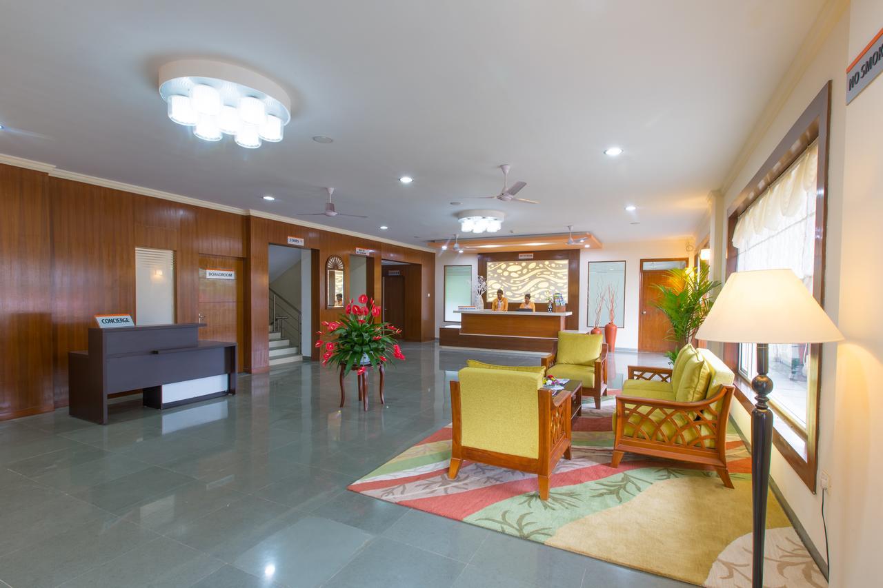 Viva Hotel Near Madgaon Railway Station Ngoại thất bức ảnh