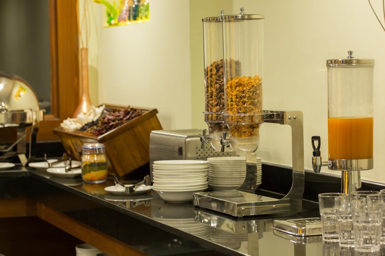 Viva Hotel Near Madgaon Railway Station Ngoại thất bức ảnh